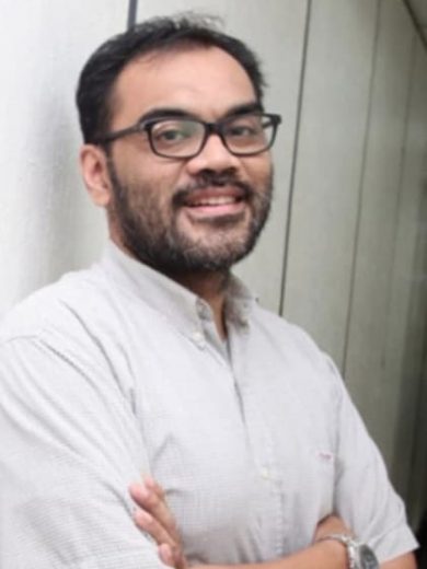 Farishad Latjuba