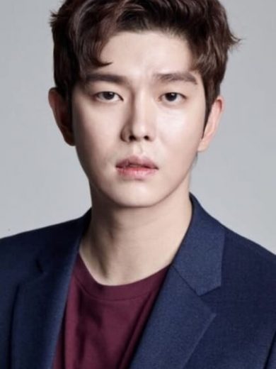 Yoon Kyun-sang
